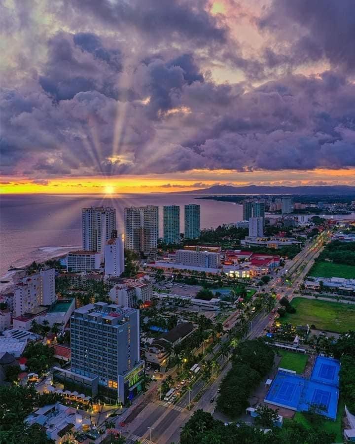 Sunscape Residence Tower بويرتو فالارتا المظهر الخارجي الصورة